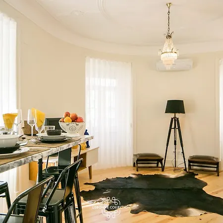 Very And Charming 60 By Lisbonne Collection *