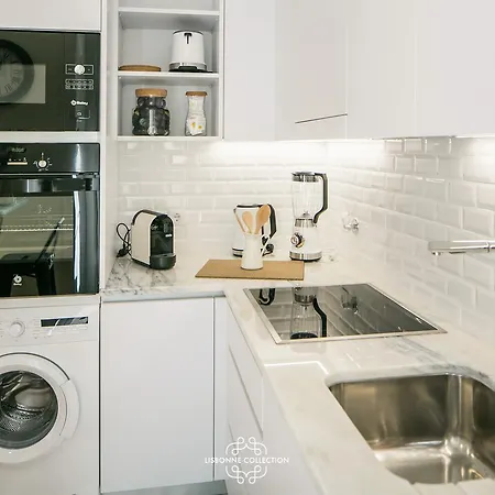 Very And Charming 60 By Lisbonne Collection