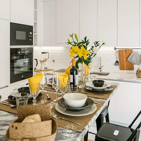 Very And Charming 60 By Lisbonne Collection